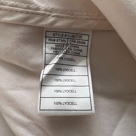 CUPCAKES & CASHMERE Penelope Belted Vest in Cream (S) - Picture 11 of 13